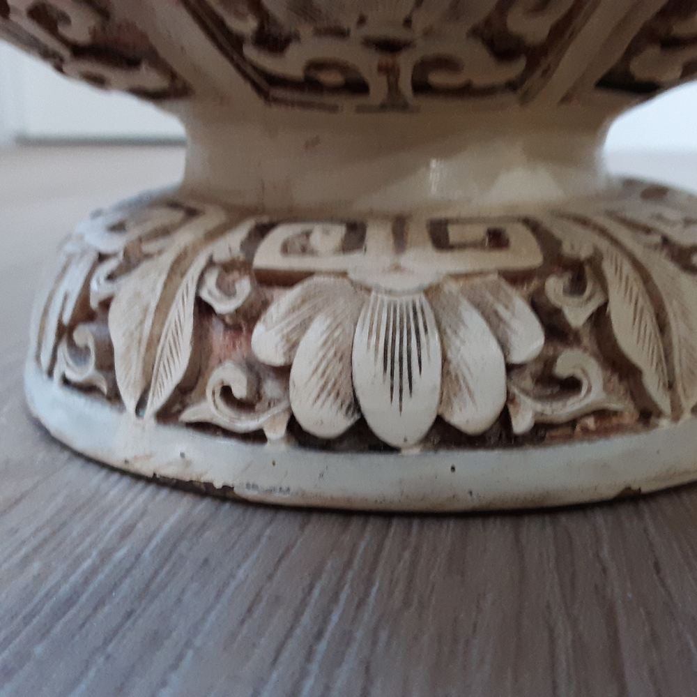 Vintage Ivory Dynasty Carved Vase - Picture 8 of 10